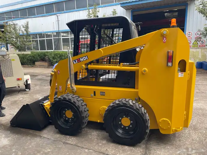 Skid Steer Loader (JC45   0.4 m3)   Monthly Rental   Riyadh 3