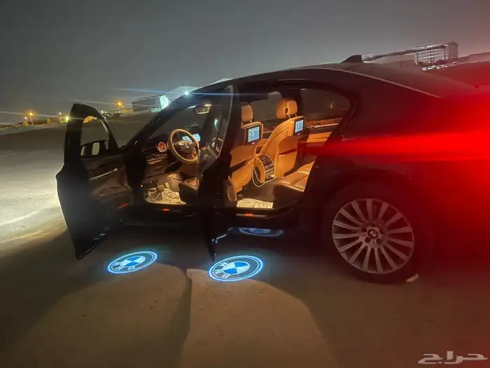 للبيع بالنقداوالتقصيد بي ام دبليو موديل2011 3