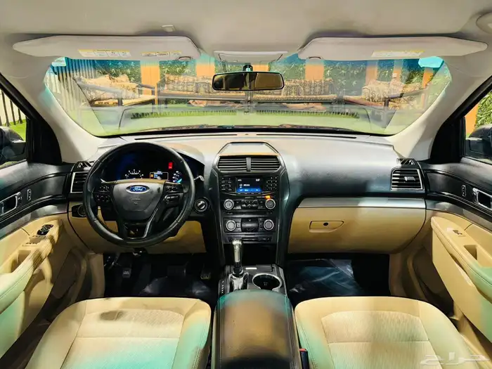 اكسبلور ((2017))بحاله ممتازه 9