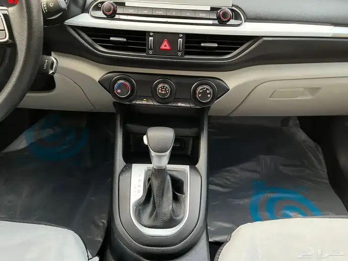 كيا سيراتو 2024 17