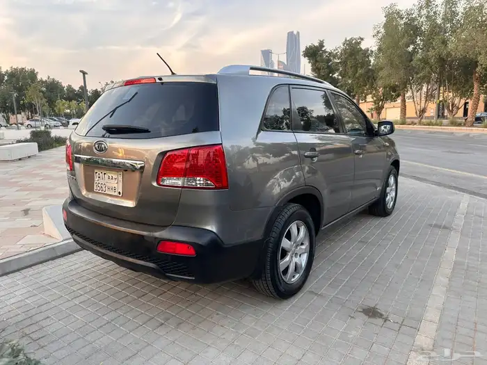 KIA ( سورنتو   2012 ) 1