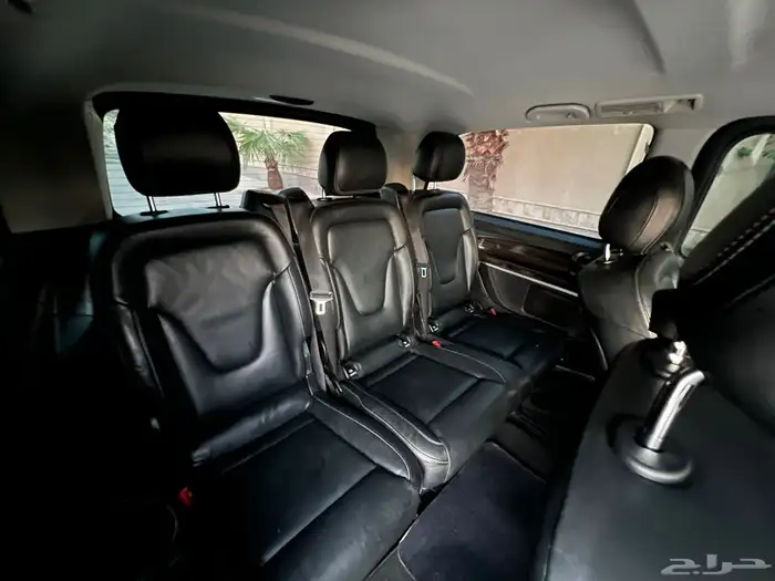 مرسيدس V250 2016 (بحالة ممتازة) 24