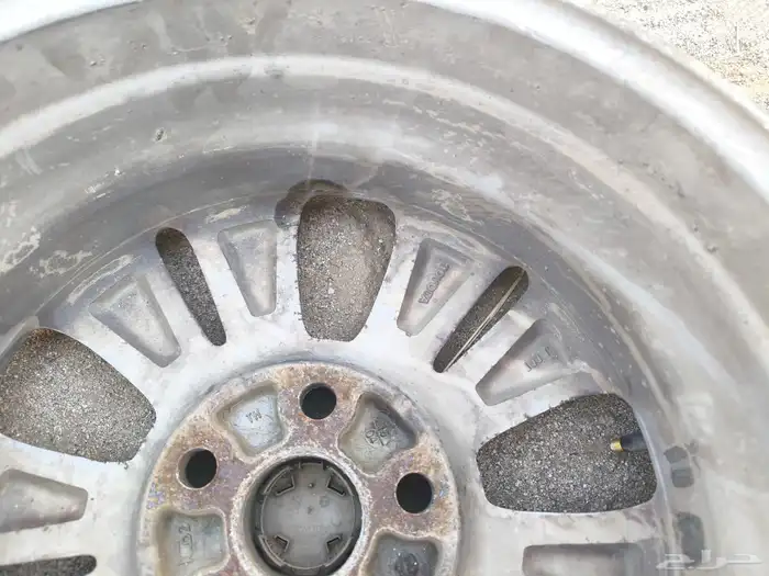 جنوط هايلوكس كروم 4