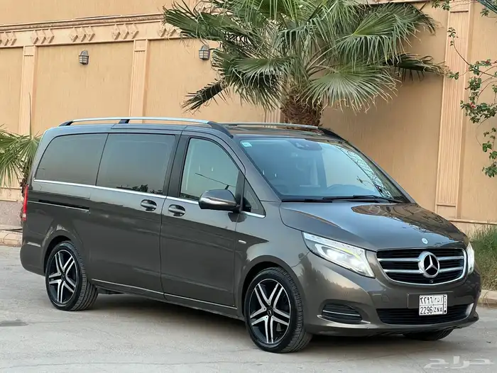 مرسيدس V250 2016 (بحالة ممتازة) 2