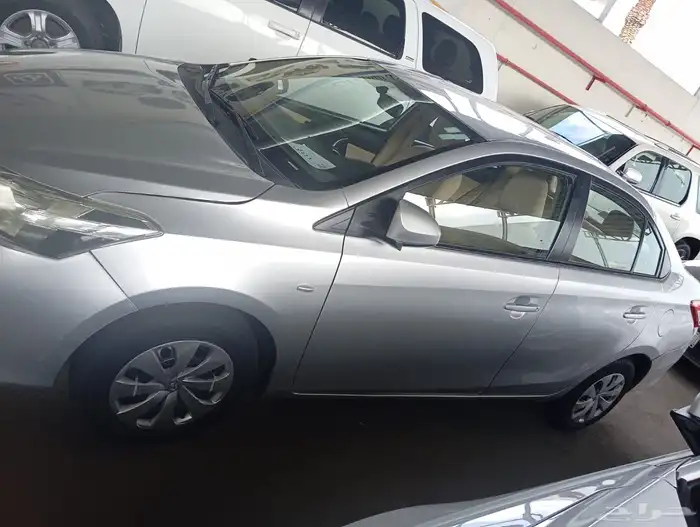 تويوتا يارس 1