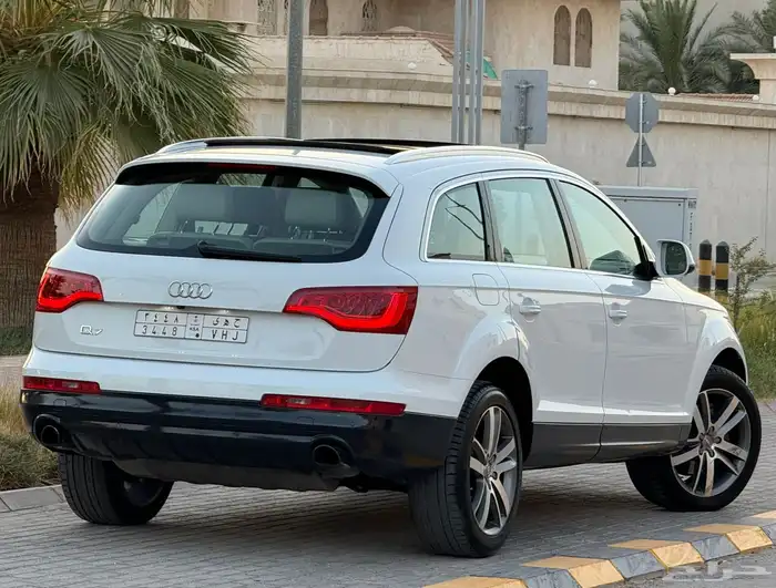 اودي جيب Q7 فل كامل 2013 نظيف جدا 12