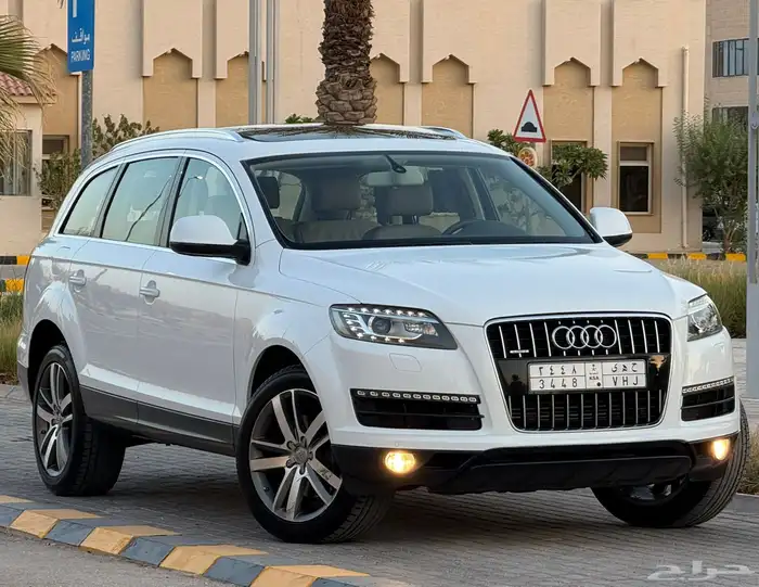 اودي جيب Q7 فل كامل 2013 نظيف جدا 9