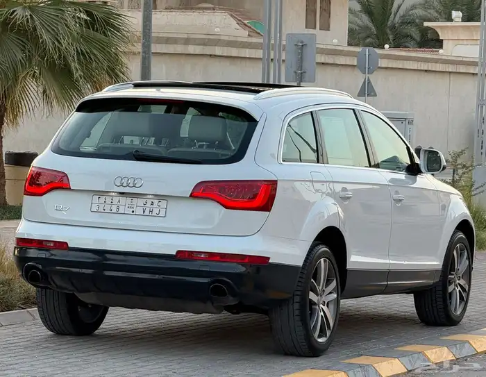 اودي جيب Q7 فل كامل 2013 نظيف جدا 11