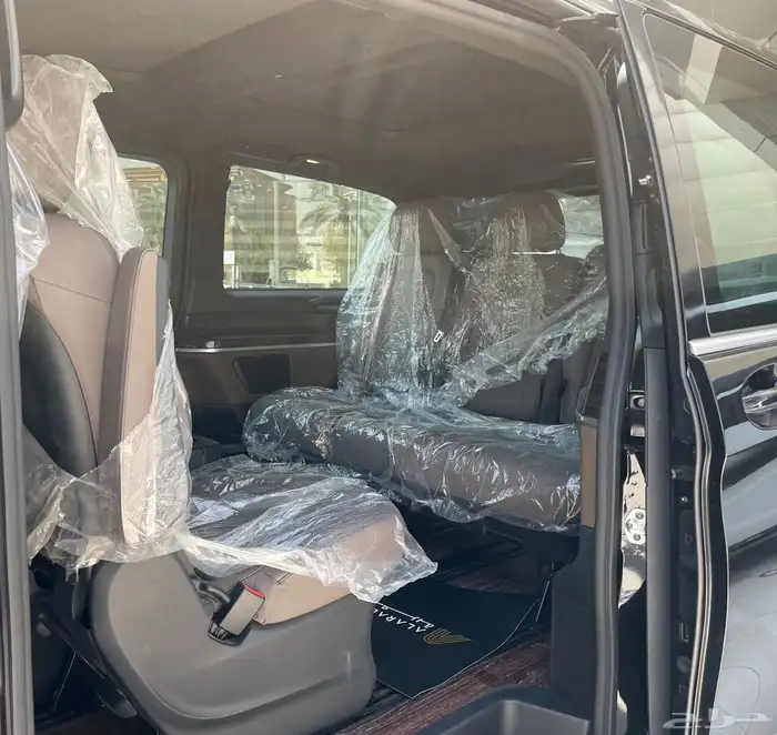 مرسيدس فان V250 ممشى 4 الف فقط 10