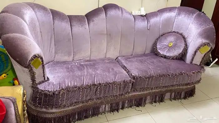 مجلس مكون من ثلاثة كنبات بسعر 370 ريال فقط 1