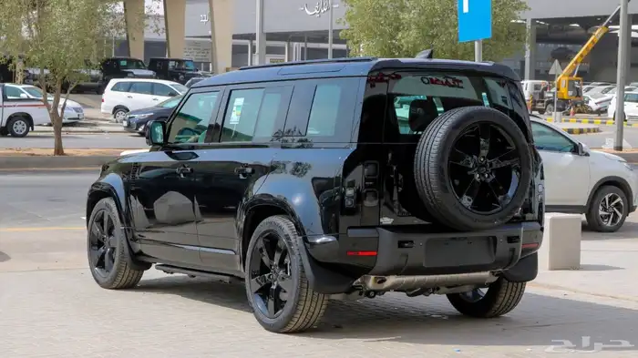 لاندروفر ديفيندر Hse 110Xdynamic 2026كاش وتقسيط 15