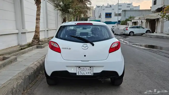 مازدا 2 ممشى قليل وبحالة نظيف 1
