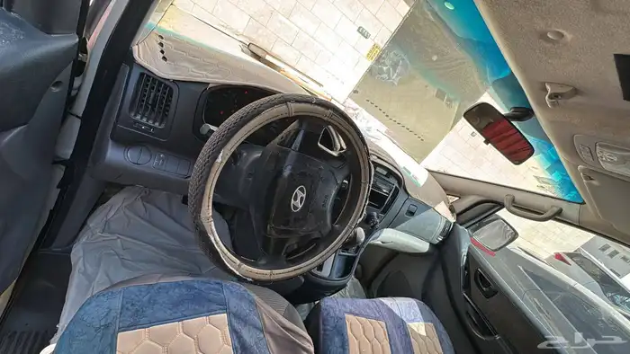 باص اتش ون موديل 2010 5