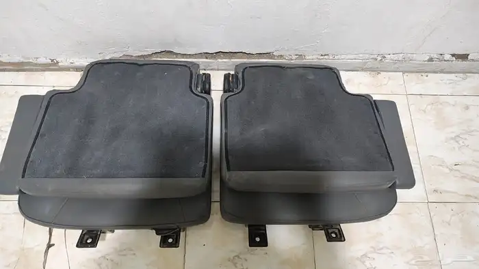 مراتب خلفيه جلد جيب ربع نيسان 1