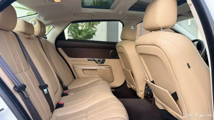 جاكوار XJ فل كامل موديل 2014 29