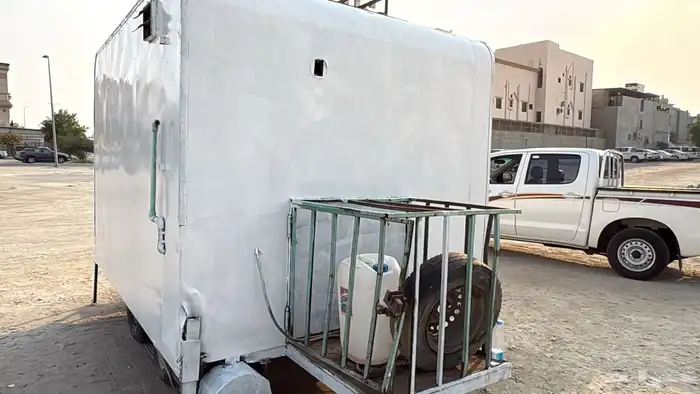 فود ترك للبيع 4. في 3 نضيفه وصل السوم 7 البيع قريب بدون شي 2