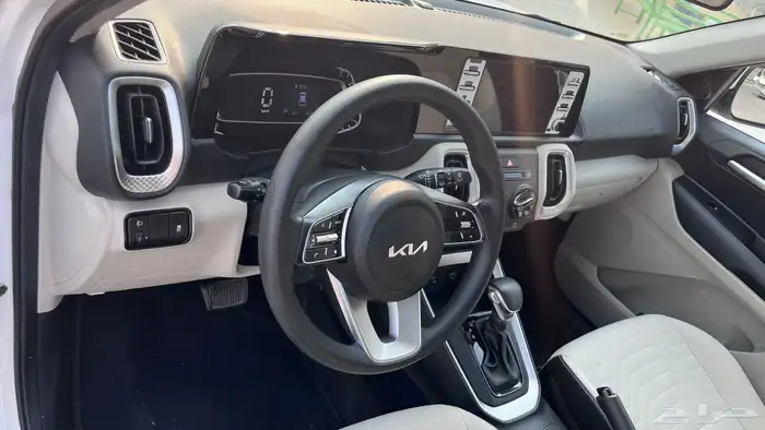 كيا سونيت 2023 10
