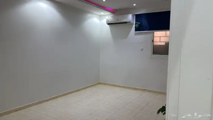 شقة للإيجار حي الرمال 11