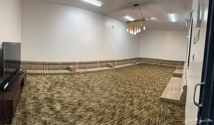 استراحة احد رفيدة امام بوابة المشاة بجوار مصلى العيد 0