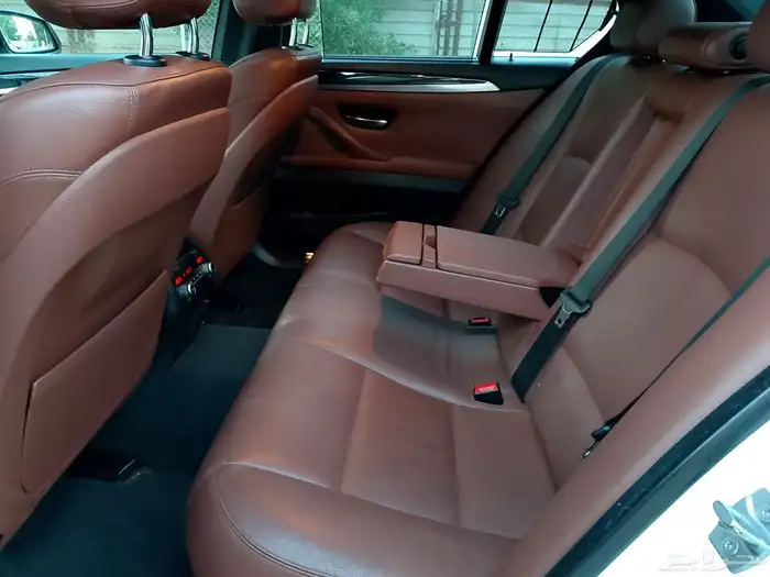 بي ام 528 كت ام وكالة نظيفة جدا 2015 26