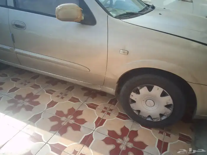 نيسان صني موديل 2011 3