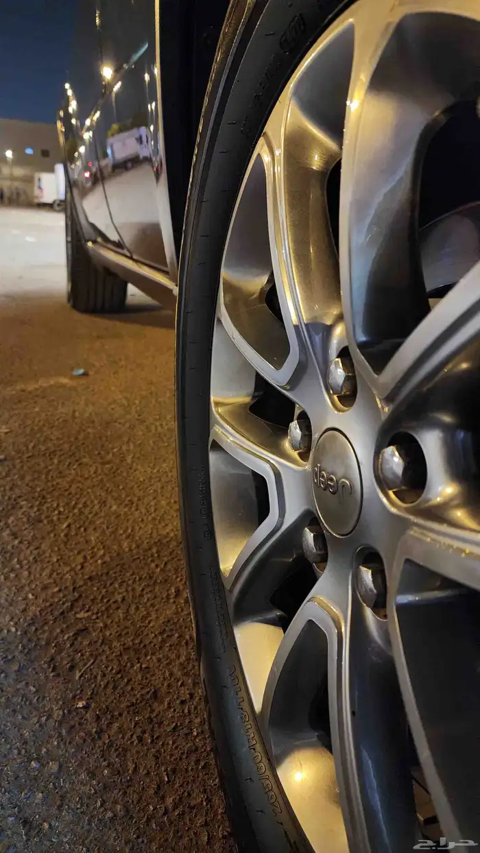 جيب جراند شيروكي ليمتد دبل 2015 V8 نظيف ماشاءالله 7