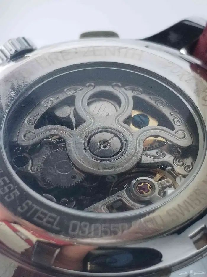 ساعة ماركة ZENITH أوتوماتيك الصناعة سويسري 9