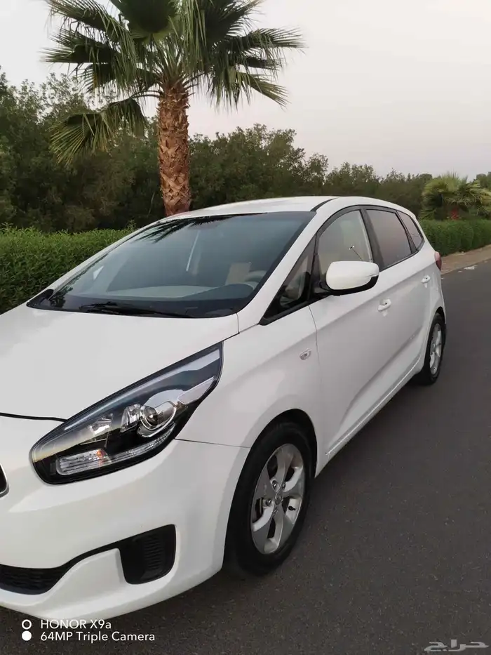 كيا كارينز 2014 0