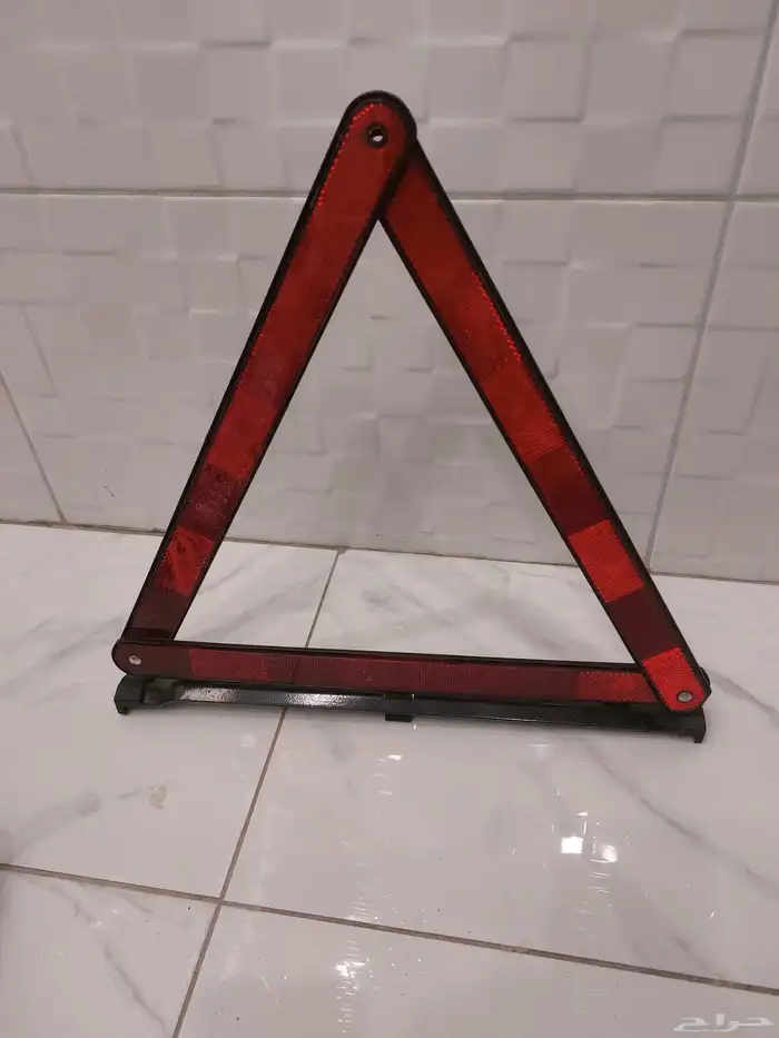 قفازات يد.مثلث سلامه سياره 2