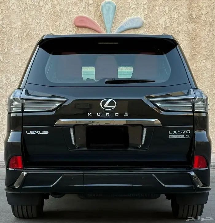 لكزس بلاك ديشن 2019 11