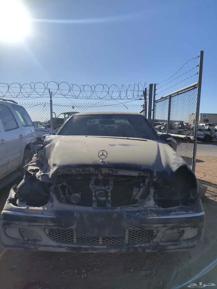 مرسيدس E 240 موديل 2005 قطع تشليح 0