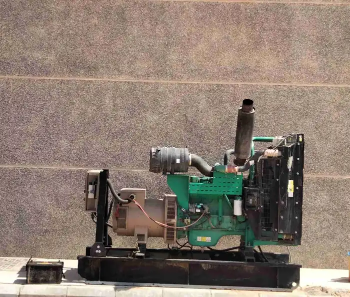 بيع وتاجير المولدات متوفر جميع الاحجام الكبيره 0