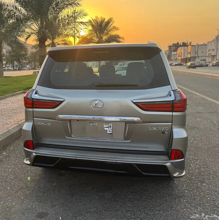 لكزس 570 2019 2