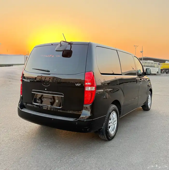 هيونداي H1 استاريكس 2020 فان بضاعه بحالة الوكاله للبيع 5