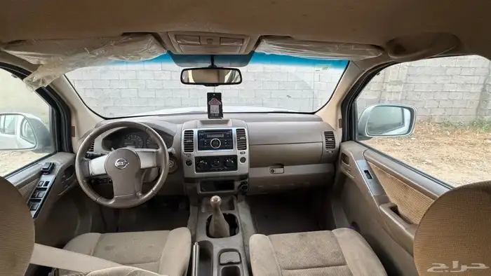 Nissan Navara SE 2010 used for sale Manual Gasoline 4