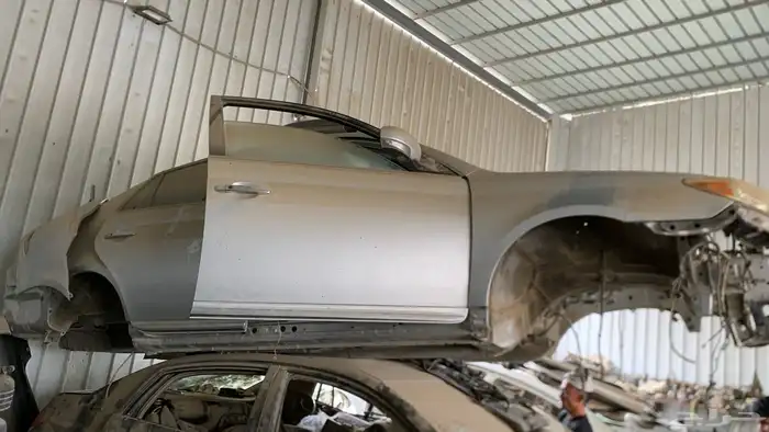 قطع افالون من موديل 2011 الى 2012 اصليات وكاله بودي بلد 1