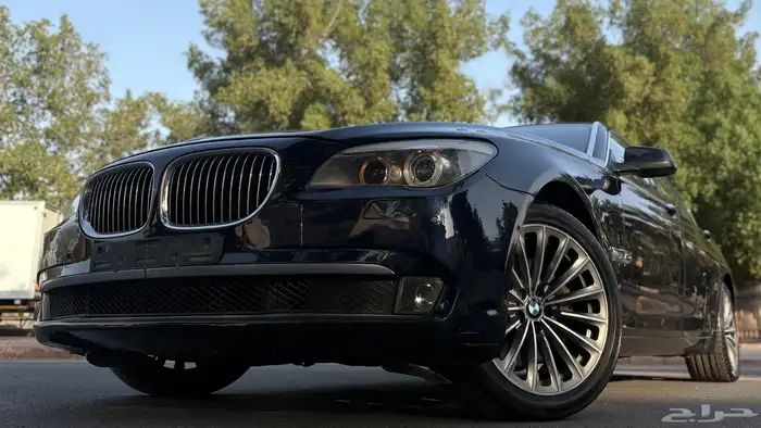 بي ام دبليو 740Li 2010 ( ممشى قليل ) 2
