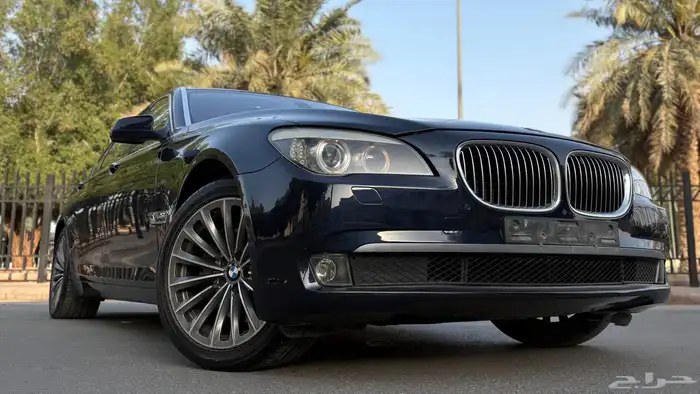 بي ام دبليو 740Li 2010 ( ممشى قليل ) 9