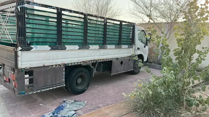 دنه للايجار داخل منطقة جده 3