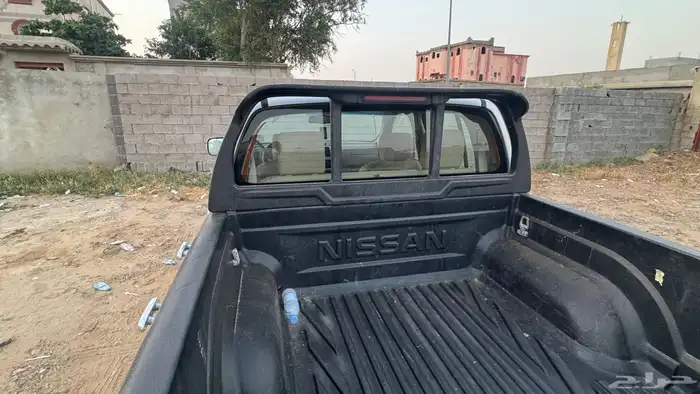 Nissan Navara SE 2010 used for sale Manual Gasoline 5