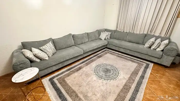 للبيع كنب نظيف استعمال خفيف 4