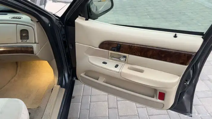 فورد قراند ماركيز LS سعودي بدي وكالة 15