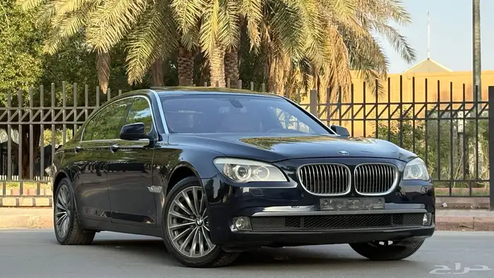 بي ام دبليو 740Li 2010 ( ممشى قليل ) 7