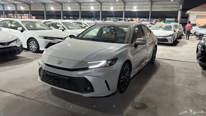 كامري هايبرد LE 2025 2