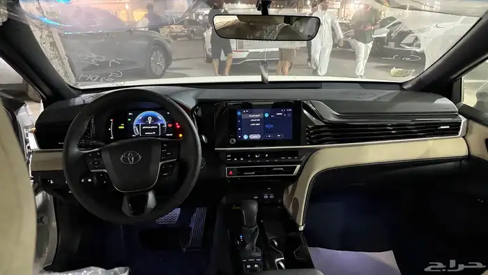 كامري هايبرد LE 2025 6