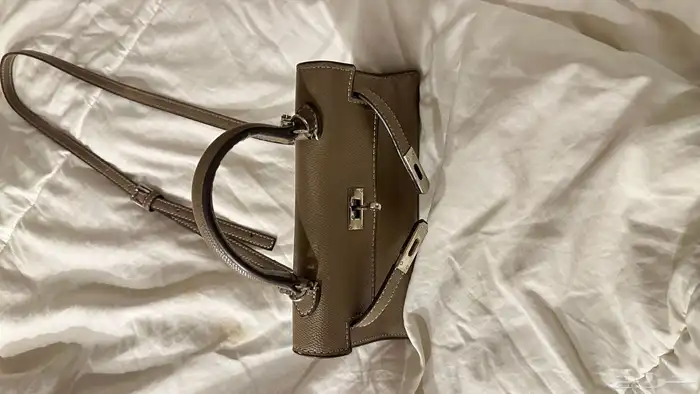 شنطه فخمه لون كاكي 3