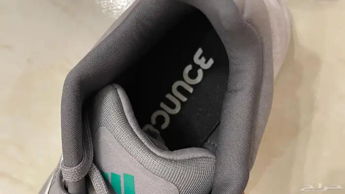 حذاء اديداس مقاس 40 للبيع 6