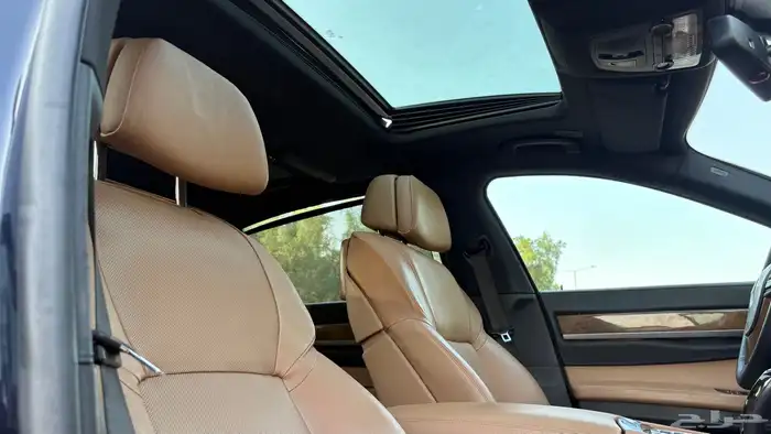 بي ام دبليو 740Li 2010 ( ممشى قليل ) 41