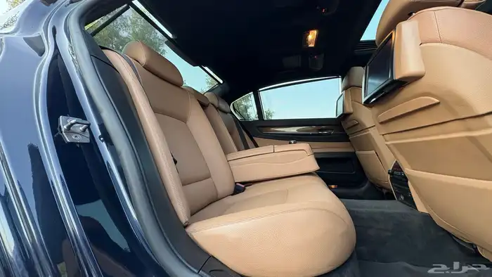 بي ام دبليو 740Li 2010 ( ممشى قليل ) 48