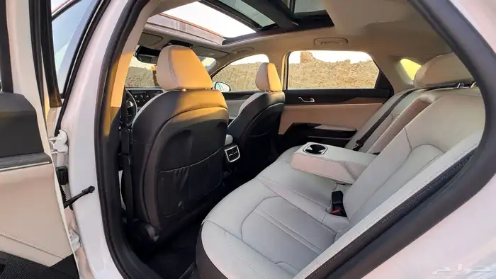 كيا كي 5 2024 العداد 24 الف 15